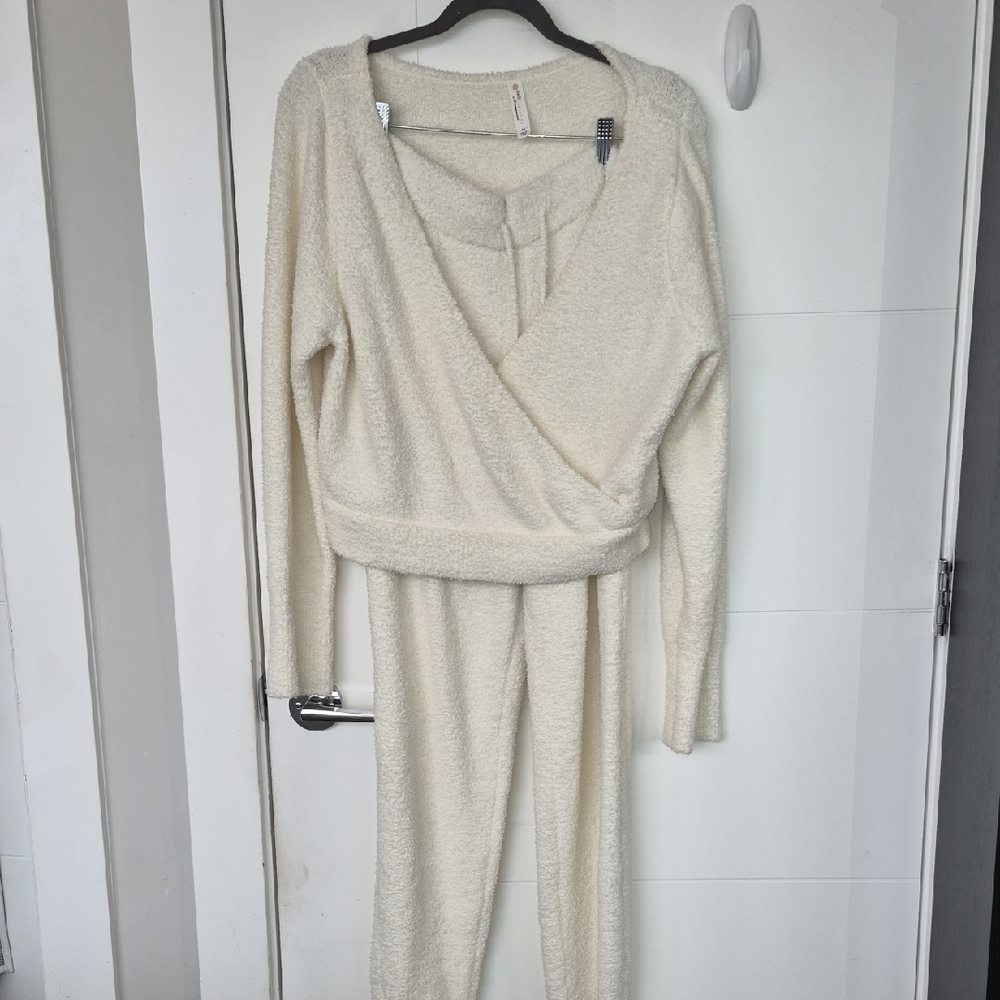 Anthropologie Cream Cozy Fuzzy Loungewear Top